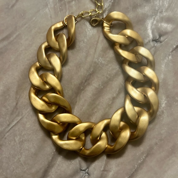 Used necklaces - Picture 7 of 14